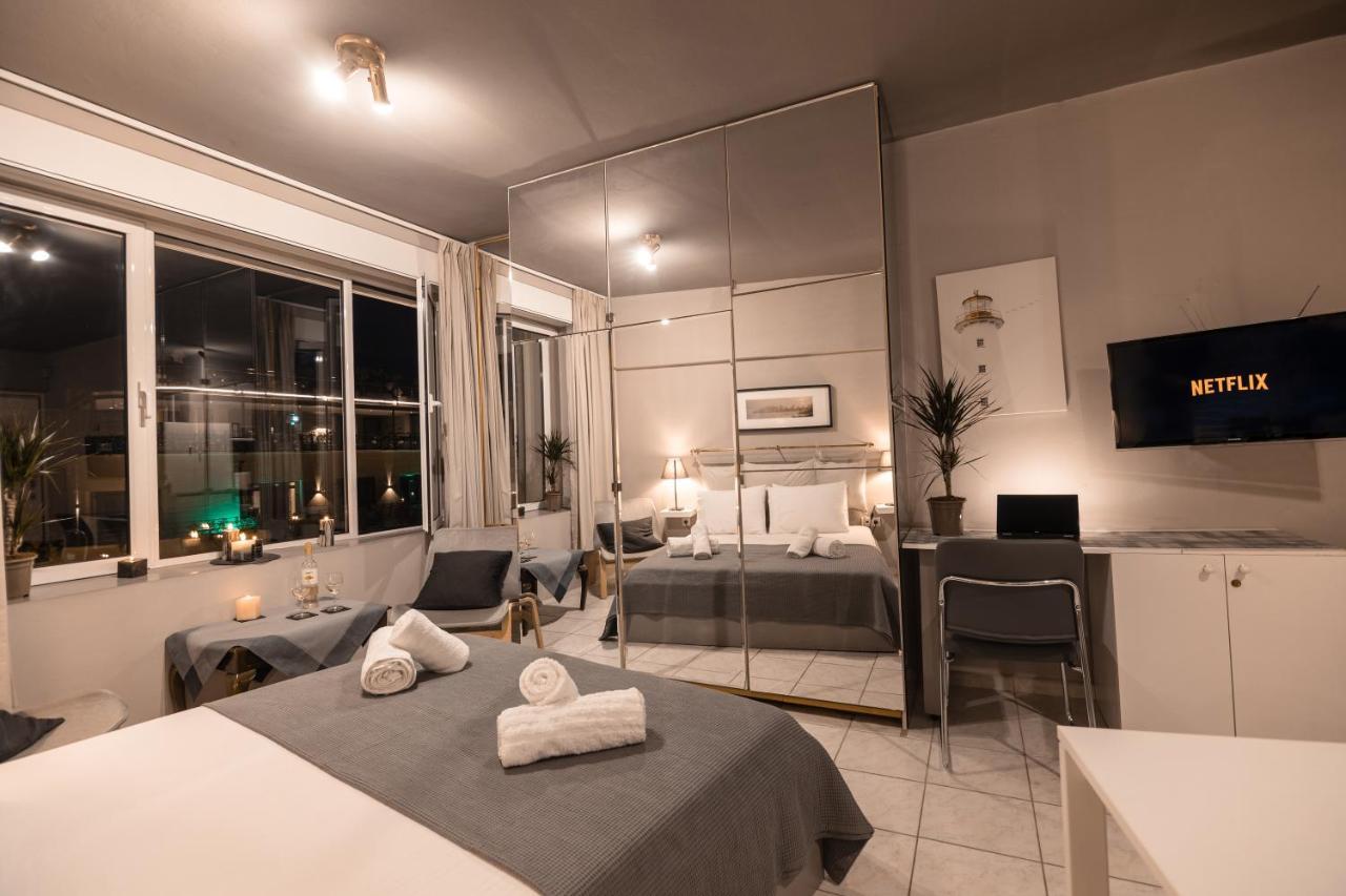 Acrolights By Night Apartment Athena Bagian luar foto